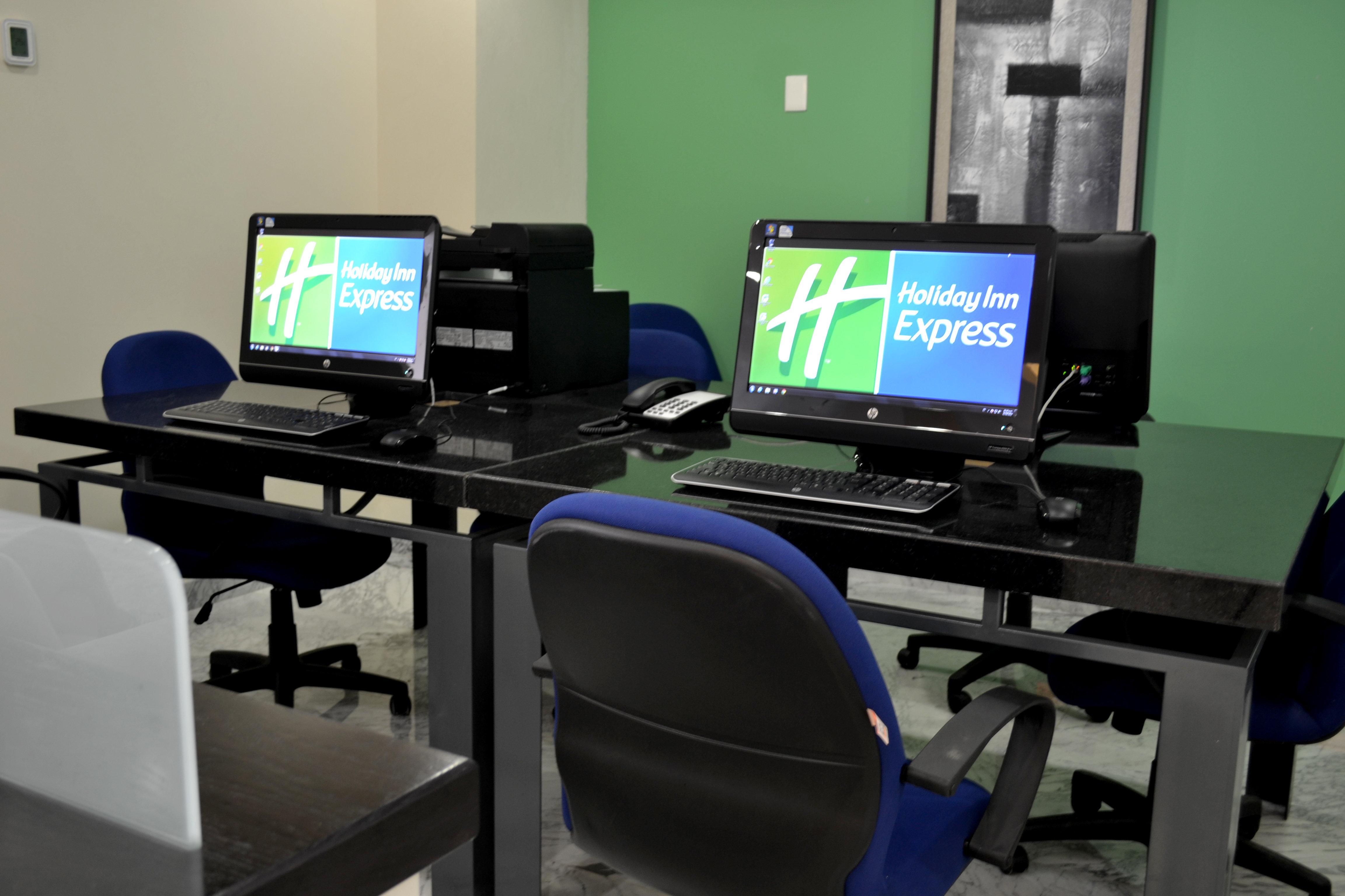 Holiday Inn Express Guaymas By Ihg Esterno foto Business Center