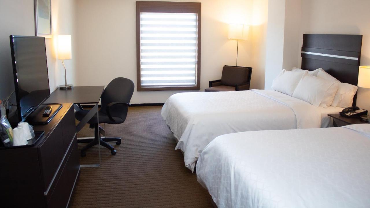 Holiday Inn Express Guaymas By Ihg Esterno foto A typical room at the Residence Inn