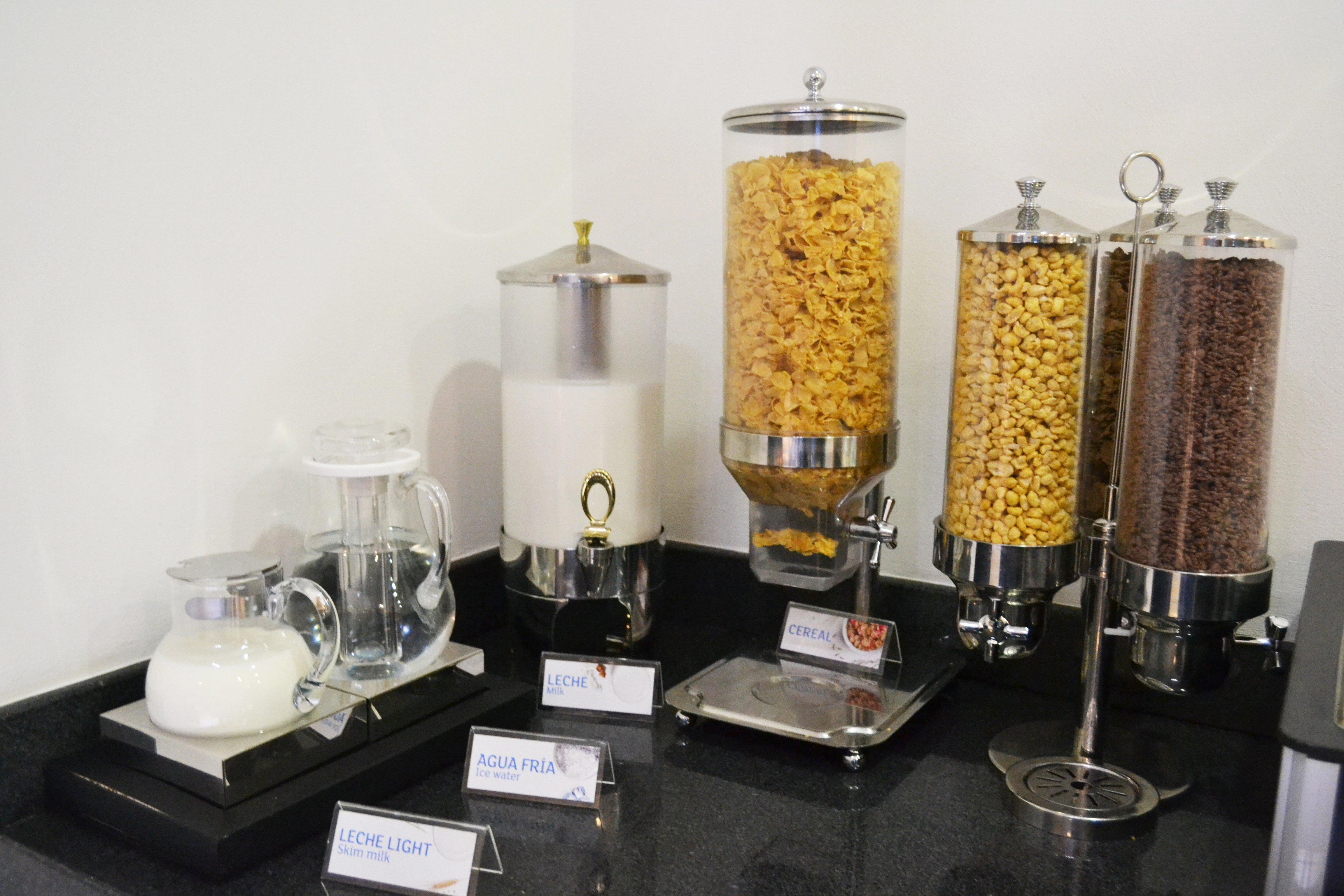 Holiday Inn Express Guaymas By Ihg Esterno foto A cereal bar